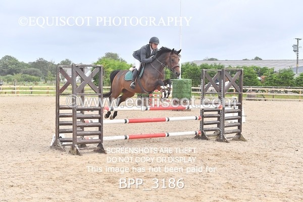 BPP_3186 - CLASS 3 Senior Discovery/ 1m Open