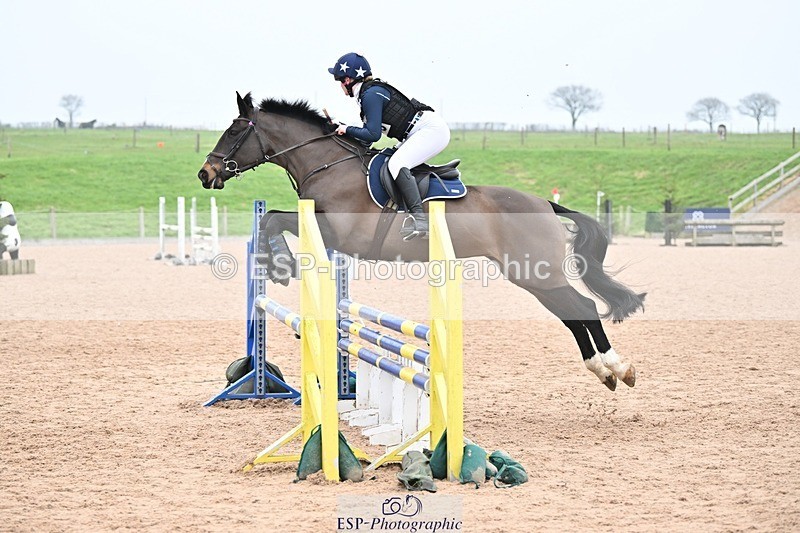 250118-141132-01452 - Cls 3A&B 90cm 13.20 to Coursewalk