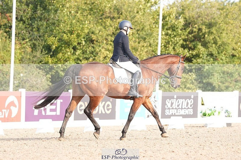 250817-085548-07405 - 146-Jean.BucklandCourt.Esquire