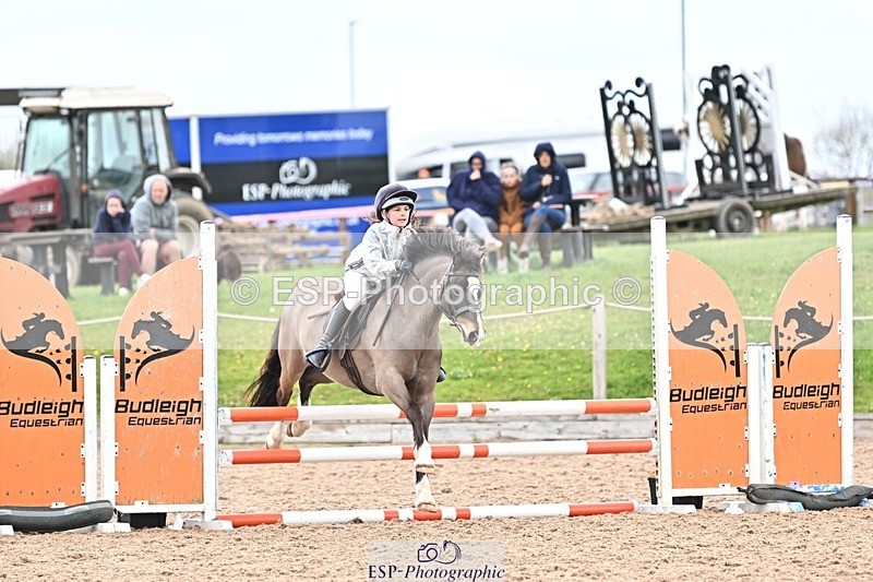 250414-103321-00129 - 80cm Round 1