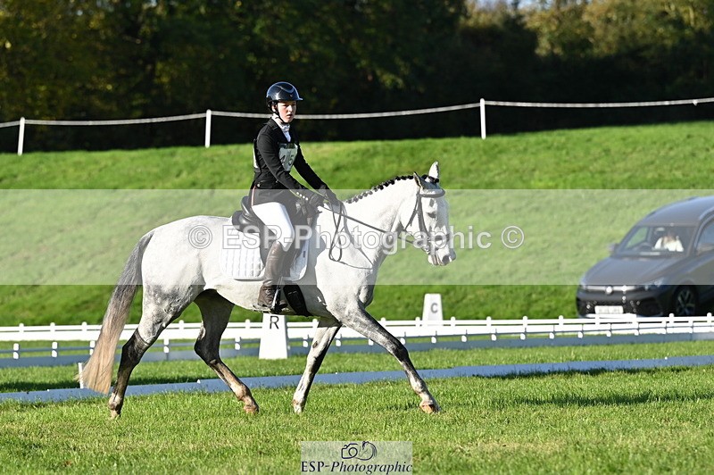 251024A-100044-07951 - F-451-Olivia.Clothier