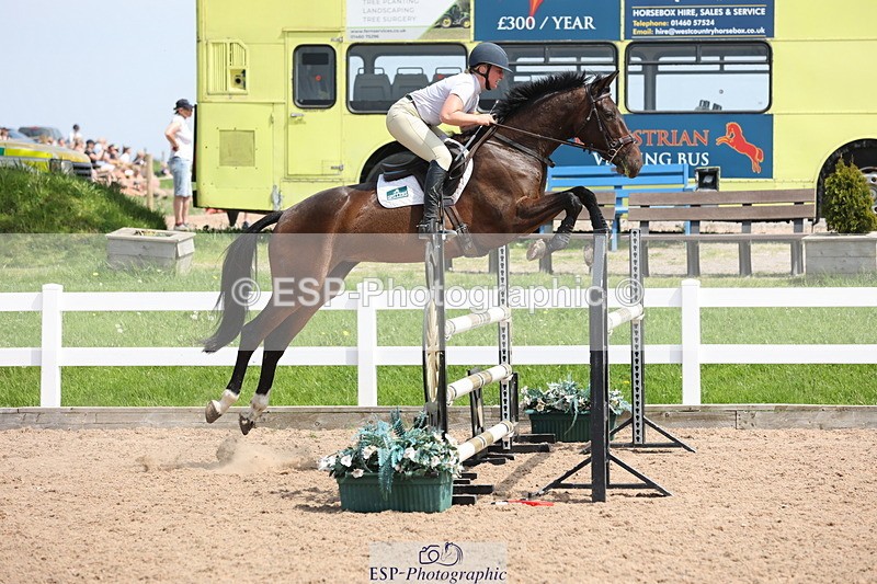 240510A-141736-07558 - Cls 17 1.05m National Am Quali