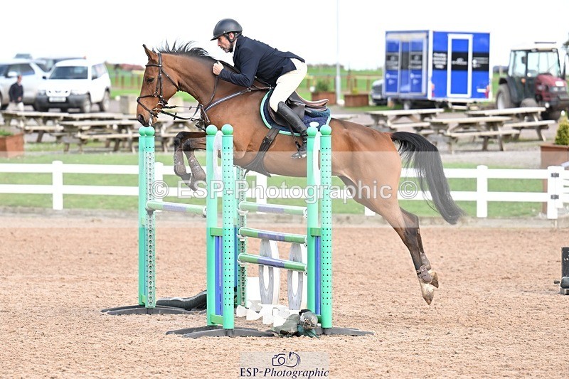 251022-131956-00530 - Cls 4 Snr Newcomers 1.10m