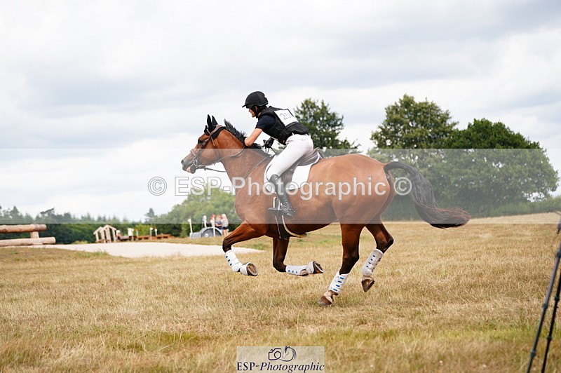 250802A-143108-05434 - F-254-Lucie.Bouchet-HALLOWEEN.NOUV