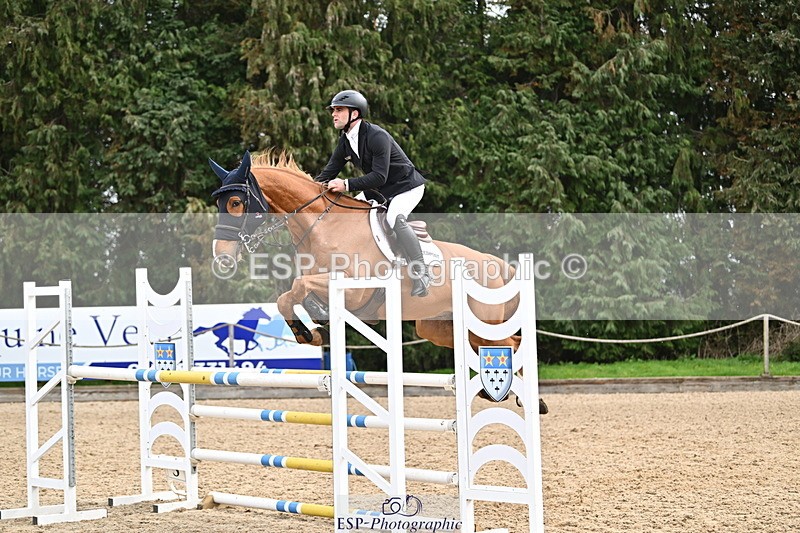250321A-113948-00587 - Cls 3 Foxhunter and 1.20m Open