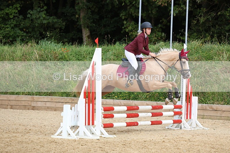 3E7A2751 - Class 10: Junior 60cm