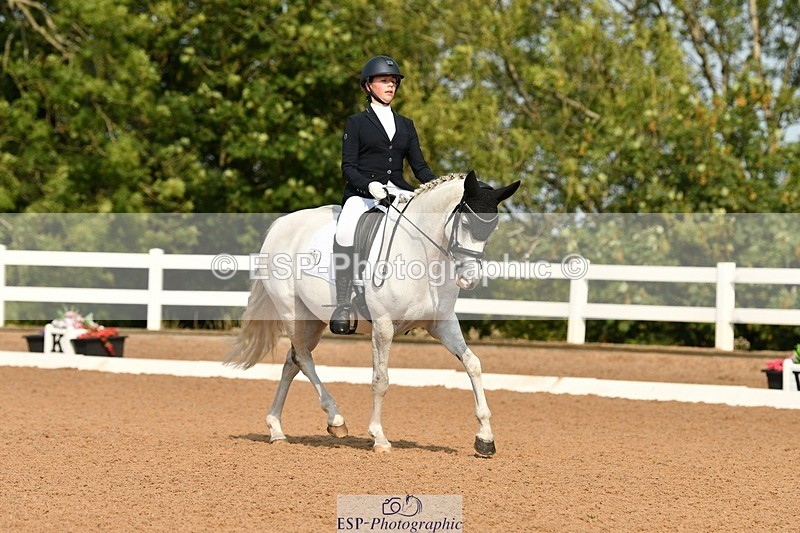 250817-102521-07869 - 207-Esme.LangBrouwershaven.Silvia