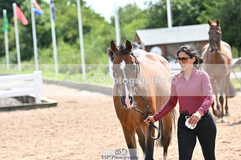 240717A-151027-02609 - Trot Up 3pm to 4pm