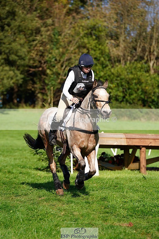 241026-121702-13214 - 409-Chloe.Dunn-TOWERHILL.SHAMIE