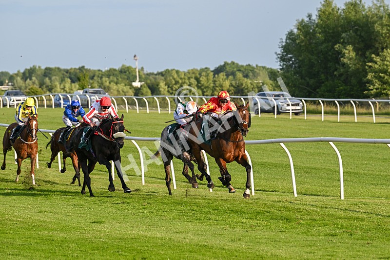 100625-Race 6-Show No Fear-7435 - Race 6