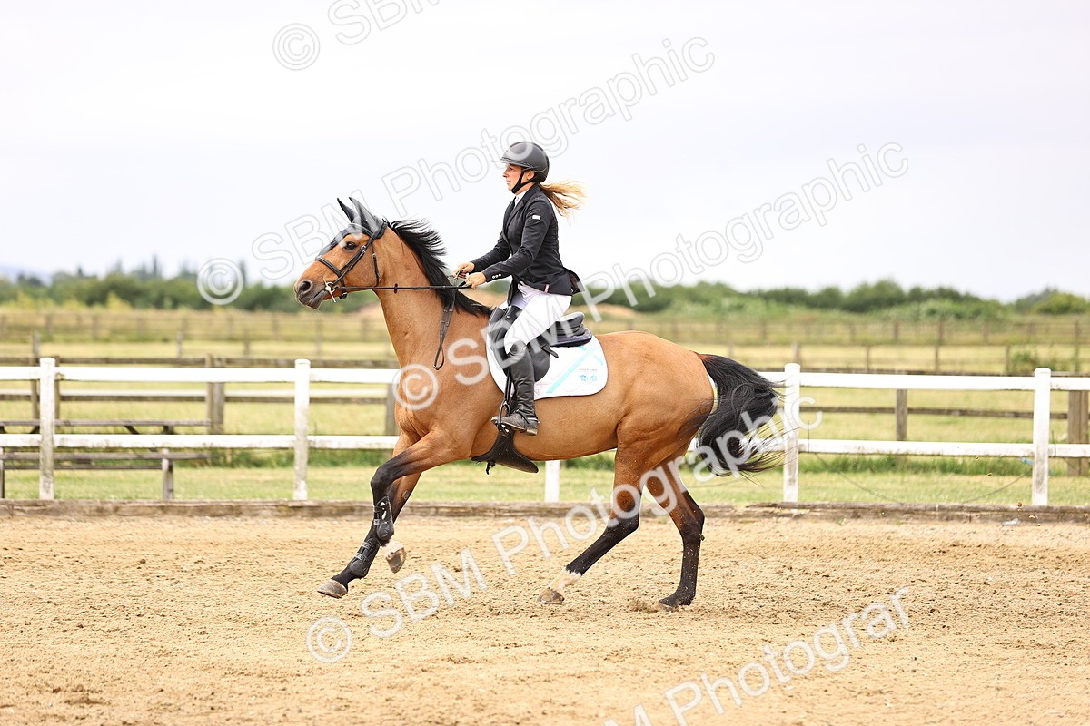 SBM_003177 - Class 21 - Senior Newcomers - 1.10m