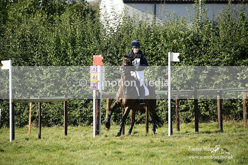  WWHT 031021 762 - WWEC Novice Restricted (0.80m) 18/10/20