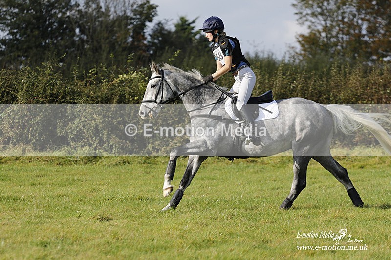  WWHT 171021 3938 - Open (1.00m)  17/10/21