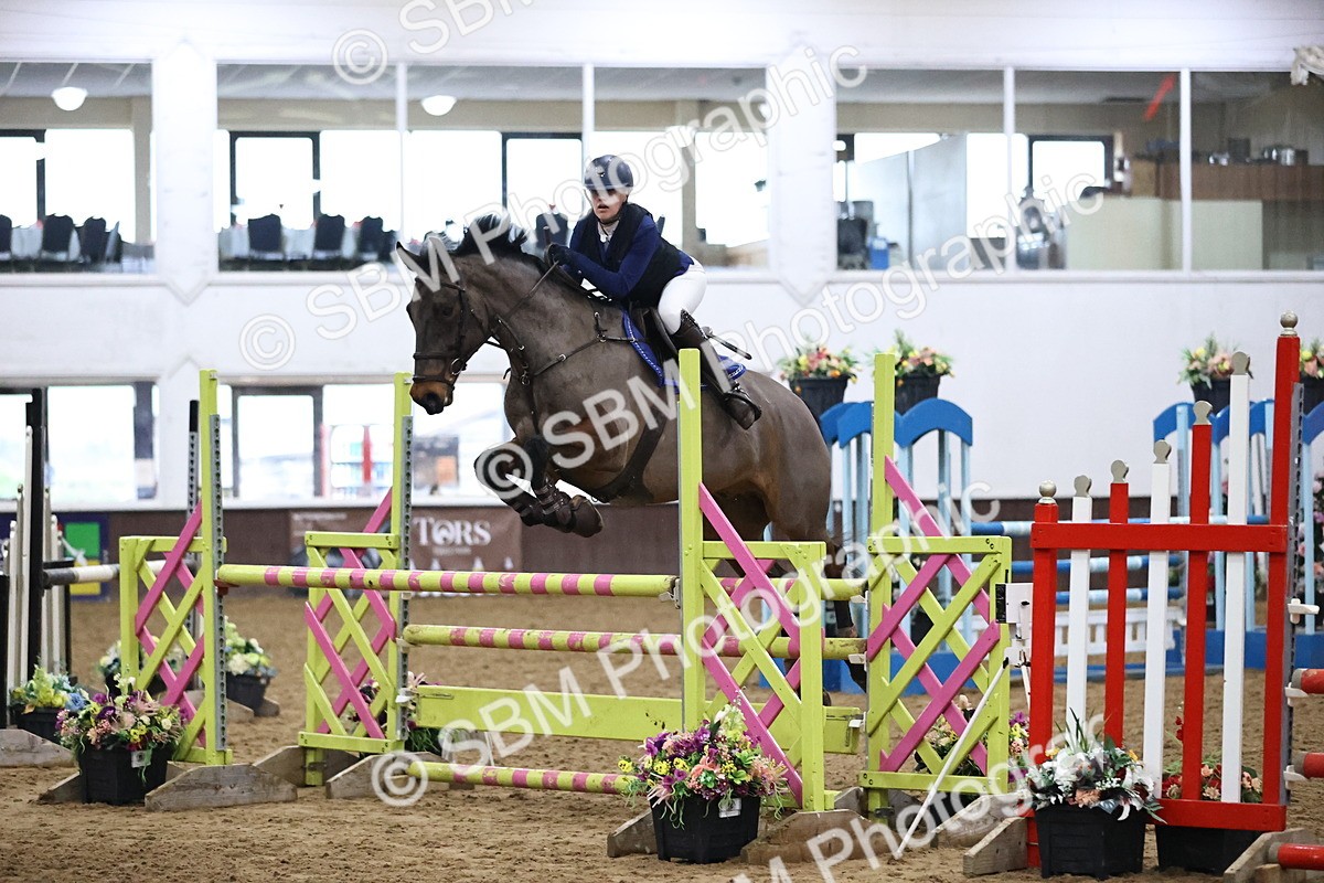 SBM_003024 - Class 10 - Senior Newcomers - 1.10m