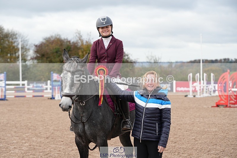 251026-123105-02404 - Cls 4 Pony Winter Novice + 80cm Open