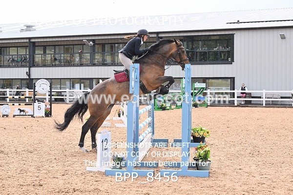 BPP_8456 - CLASS 19 SAT Senior 1.05m Open