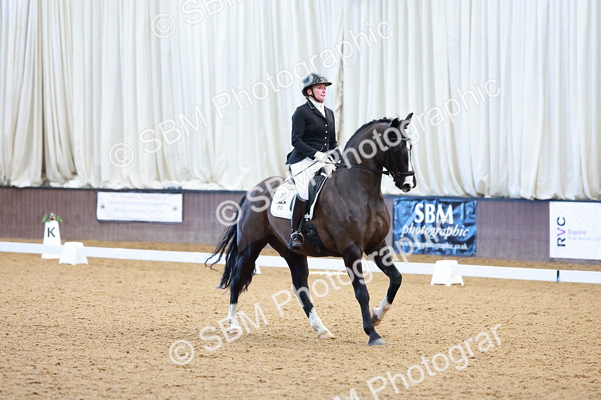 SBM_001246 - Class 18-15-16-22 - Elementary 5 Novice 5-Novice 6