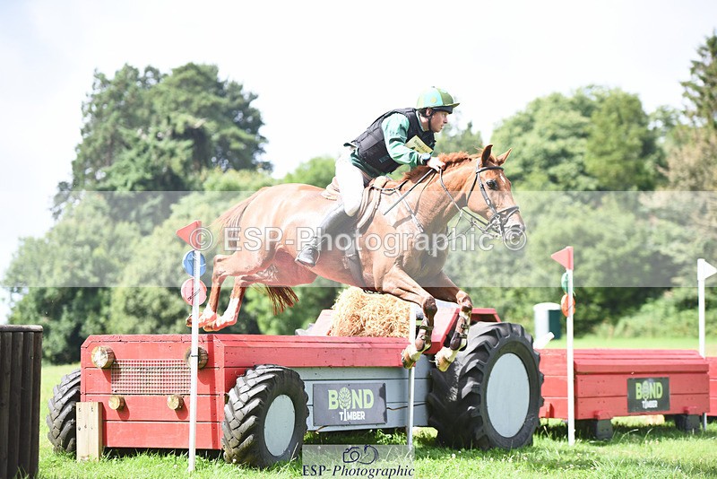 240804-104128-10804 - 406-Harry_Rowcliffe-22_CARROT_GOLD