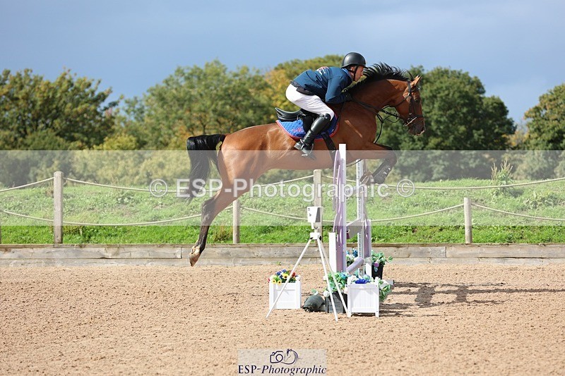 250911-121845-01406 - Cls 3 Snr Foxhunter