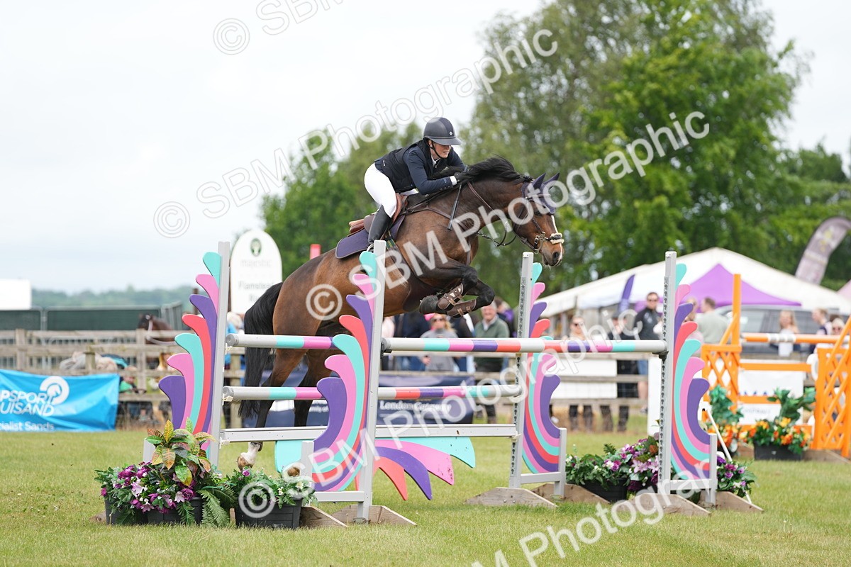 SBM_03054 - Class 201 - British Horse Feeds Speedi Beet Horse of the Year Show Grade  C