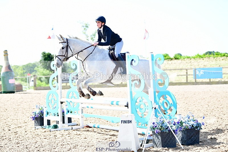 240525A-100456-04905 - Cls 21 British Novice and 90cm Open