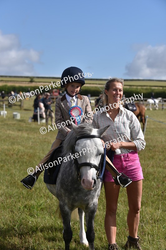 20250831-0406 - Class 6 - Minimus Jumping 30cm