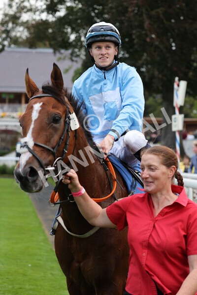 yr24092021r8-38 - Race 8 5.25pm William Hill Build Your Own Odds Apprentice Stakes