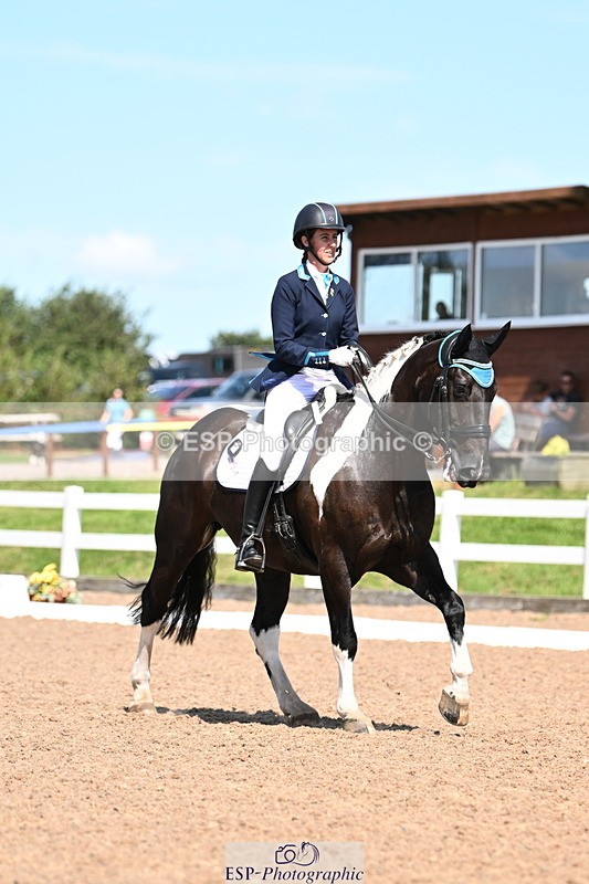 240816A-142142-05567 - 275-Alys.Matravers-Tiger.Mazariti