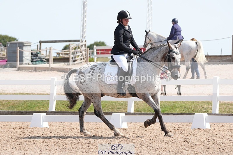 250817-121809-09015 - 139-Alice.MckinnonLlanthony.Erehwon