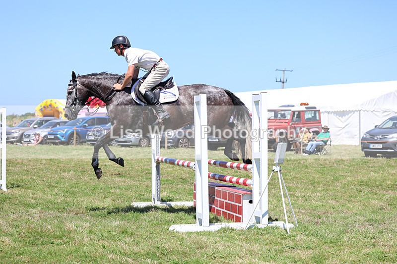 3E7A5452 - Class 9: Senior British Novice/90cm open