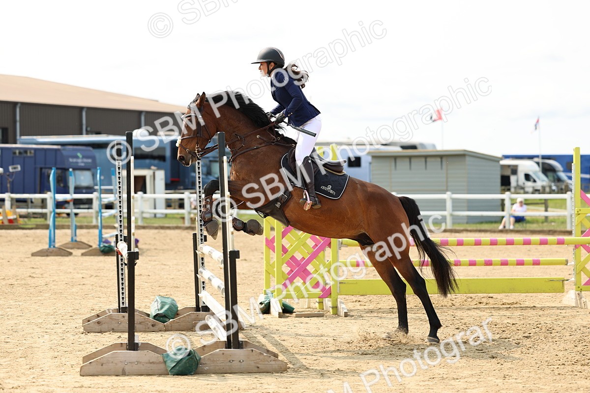 SBM_004275 - Class 16 - Senior British Novice - 90cm