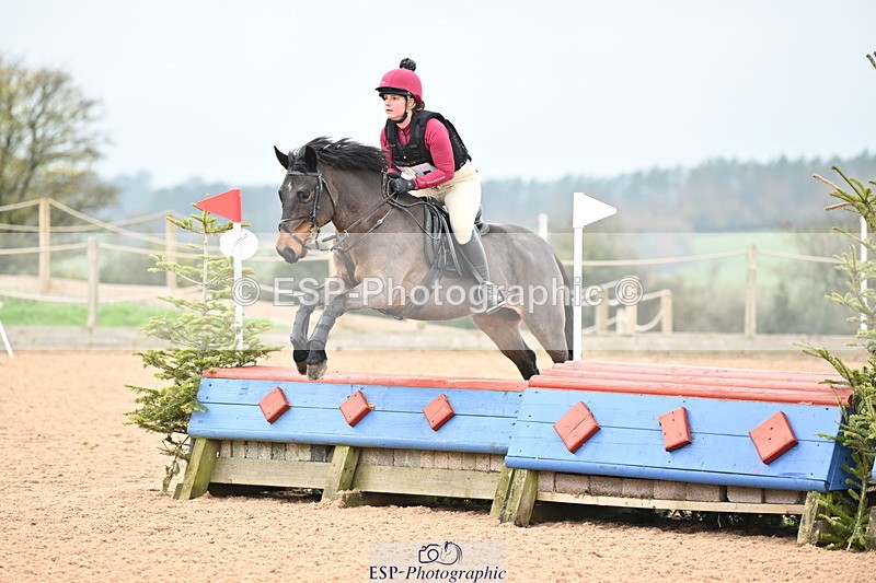 241110A-114304-00661 - 80cm 11.30 to End