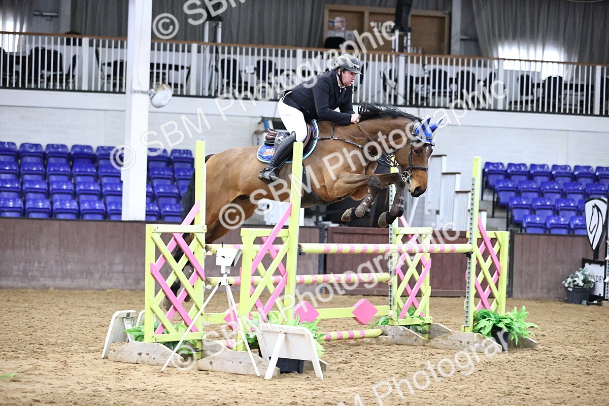 SBM_005600 - Class 17 - Senior Newcomers 1.10m