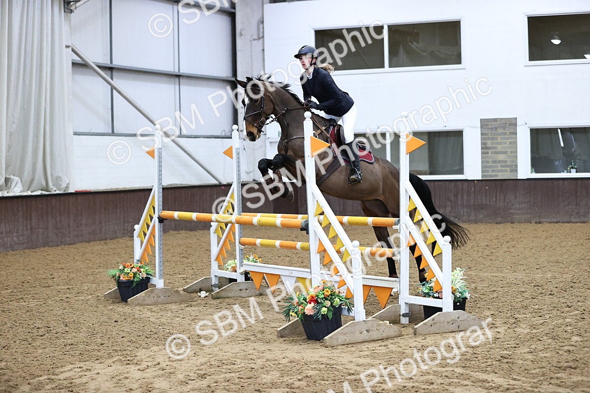 SBM_006303 - Class 16 - Senior Newcomers - 1.10m Open