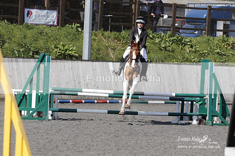 _EST1143 - Bourne Valley Riding Club Winter Showjumping 27/03/22