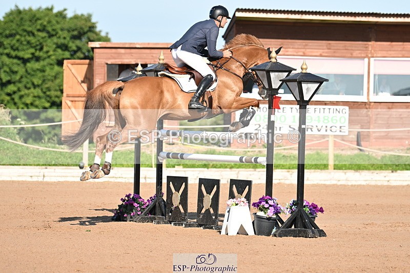 240719A-082824-09307 - Cls 18, 1 Star Gold Tour 1.35m