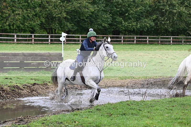 WJ6_5742 - Time at Photographer 12:31 to 12:40