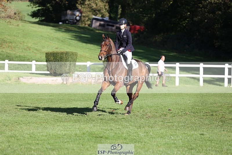 231022-104110-24674 - 605-SPORTSFIELD.U2-Katie.Corbin-TrotUp+SJ