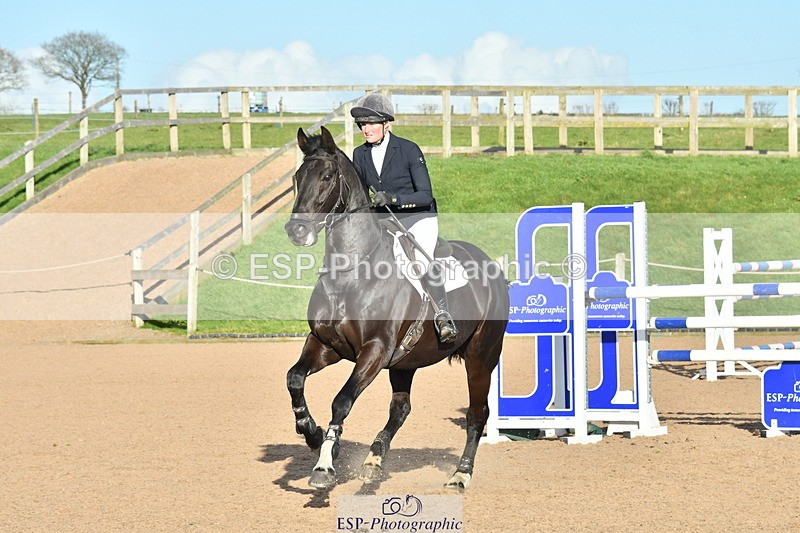 240306A-161513-02390 - Cls 5 Foxhunter and 1.20m Open