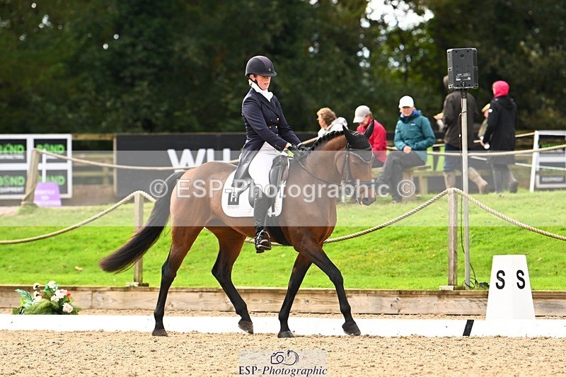 231021-135801-17749 - 352-GREANNANSTOWN.QUARRYMAN.GIRL-Grace.Taylor-DR