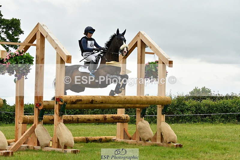 250524A-103816-09177 - A-060-Sophie.Wildern-CARTOON.HERO