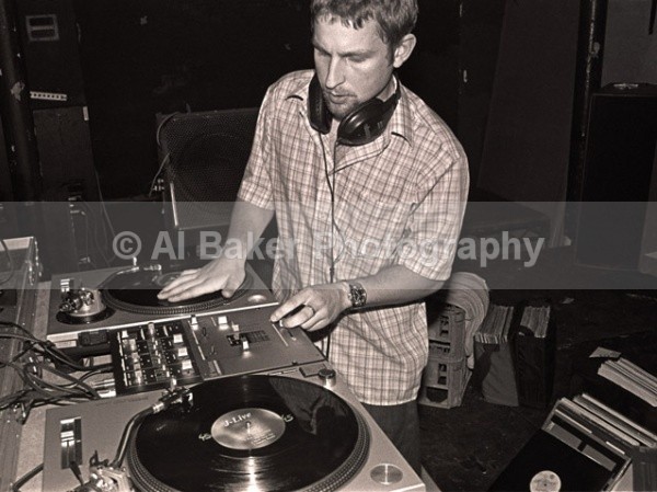 04 prime-cuts - Crossed Wires @ planet k manchester 24.03.00