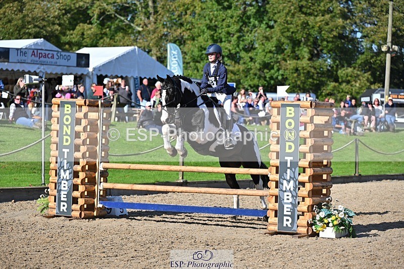 241027-123053-17303 - 387-Kelly.Knockaert-PIPER.II