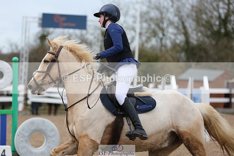 240211A-104626-02219 - Cls 4 Pony Discovery & 90cm Open