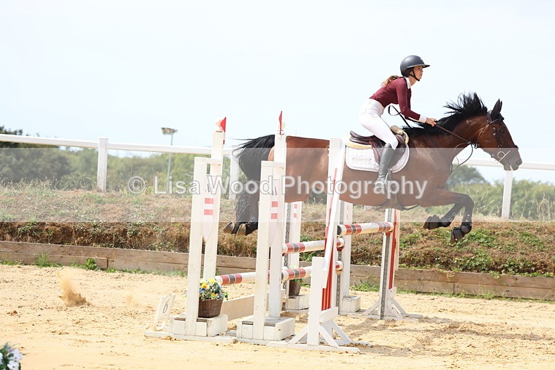 3E7A4218 - Class 7: Senior Newcomers/1.10m open