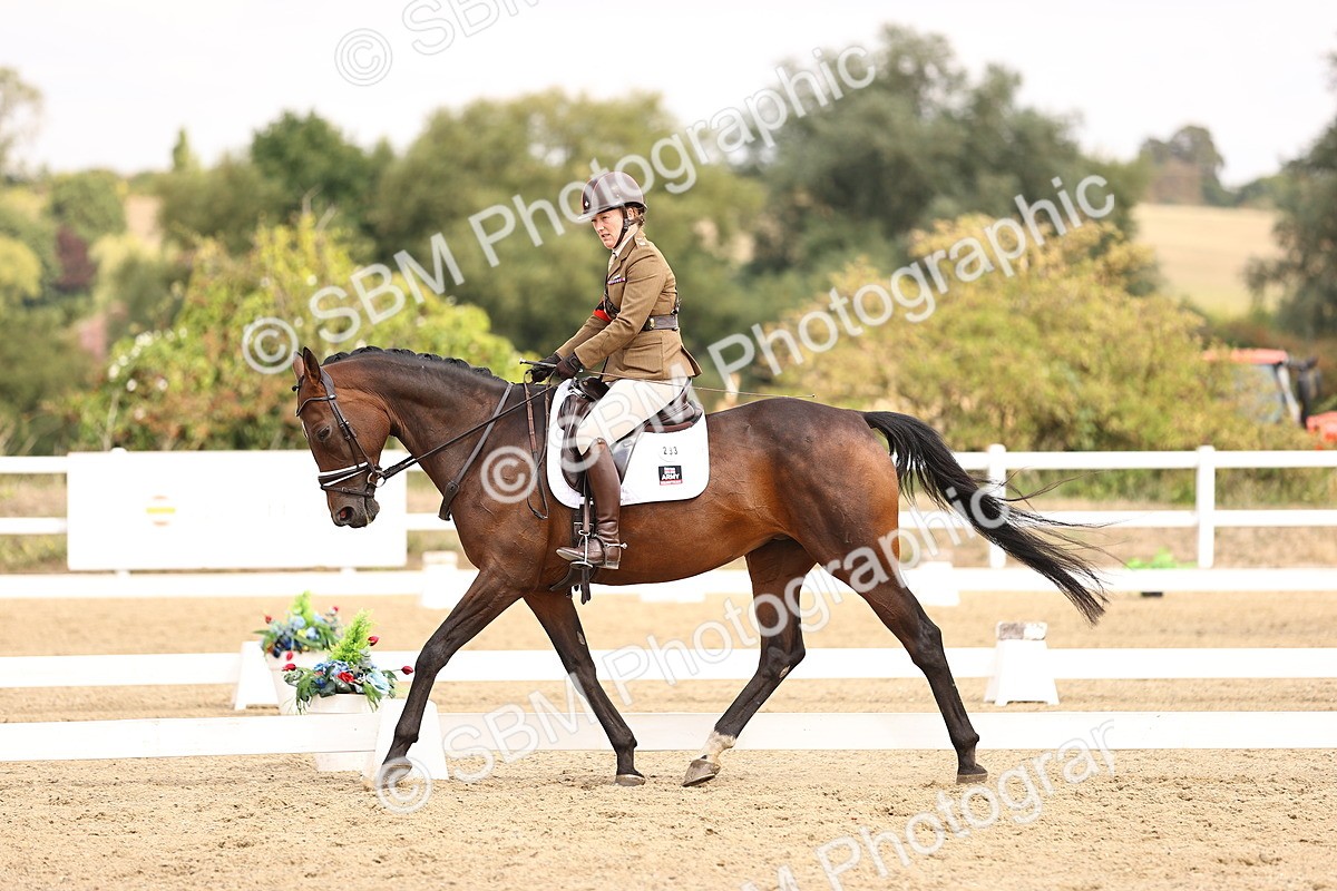 SBM_013772 - Class 4 - Novice 5  12.13-13.02