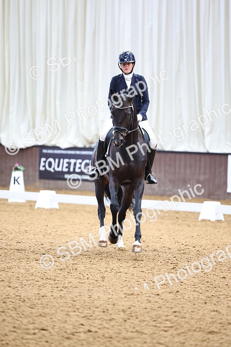 SBM_005360 - Class 5 - Novice 6 - 9.30-10.33