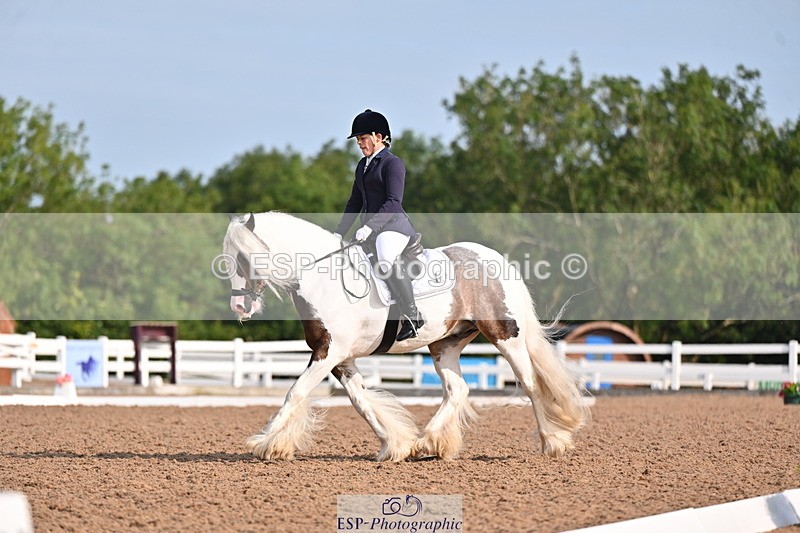 240817A-094034-06687 - 212-Emma.Lomas-My.last.rolo