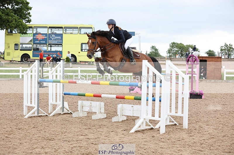 240630A-161211-15066 - Cls 33 Foxhunter and 1.10m Open