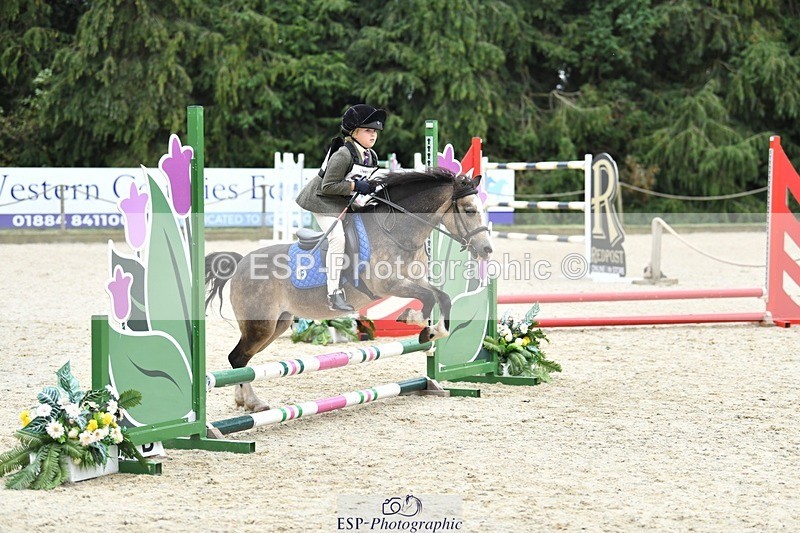 230824-161502-05792 - Round 2 Assisted Start to 16.50 CW